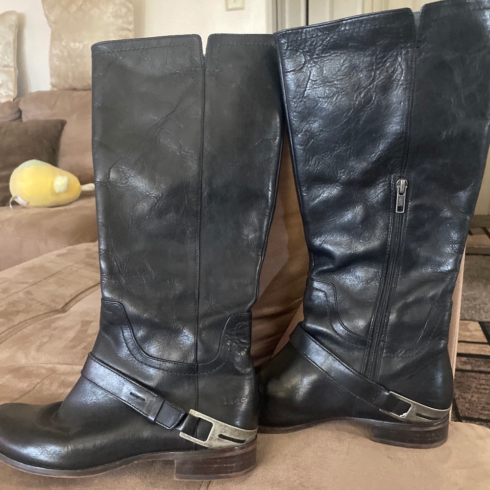 UGG woman’s  biker boots